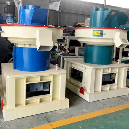 都說秸稈顆粒機(jī)好，秸稈顆粒機(jī)的產(chǎn)量與型號(hào)你可知道？